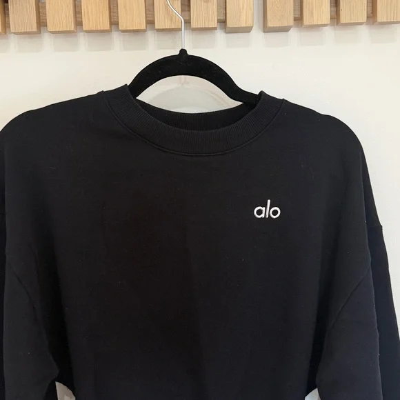 ALO Yoga Black Cropped Crew Sweatshirt size small - Picture 6 of 8